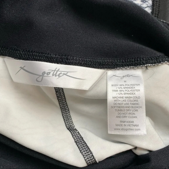 Gottex • Blue Black Snakeskin Print Mesh Leggings - Picture 4 of 4